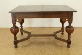 Eiken Renaissance-stijl tafel