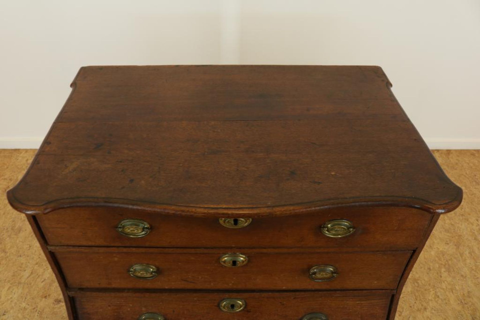 Eiken commode met 4 laden, 18e eeuw - Image 2 of 4