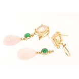Gouden oorbellen smaragd en roze kwarts
