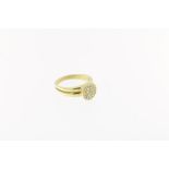 Geelgouden ring met diamanten