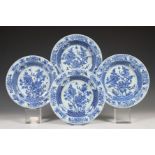 China, een set van vier blauw-wit porseleinen diepe borden, Qianlong,