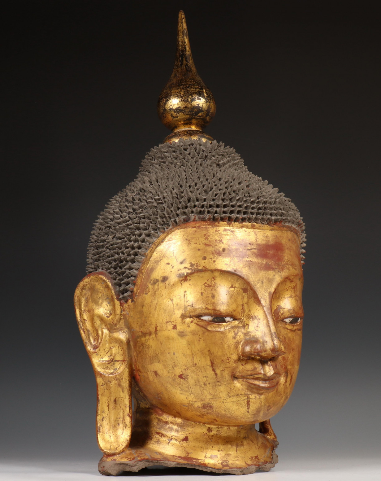 Birma, verguld en gelakt papier-maché hoofd van Boeddha, ca. 1900; - Image 2 of 4