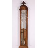 Engeland, Fitzroy barometer in eiken neo-gotische kast, ca. 1890;