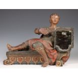Italië, houten gestoken sculptuur van een Romein, 1e kwart 19e eeuw,