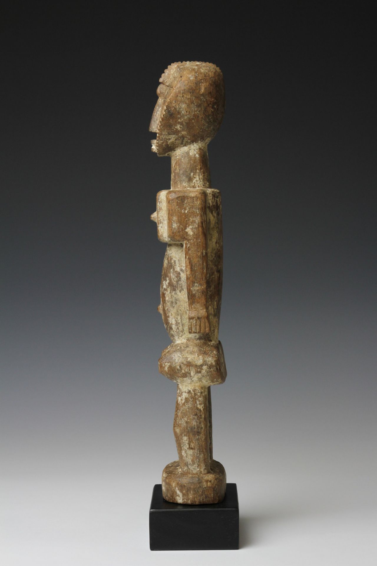 Togo, Ada, standing female figure - Image 5 of 7