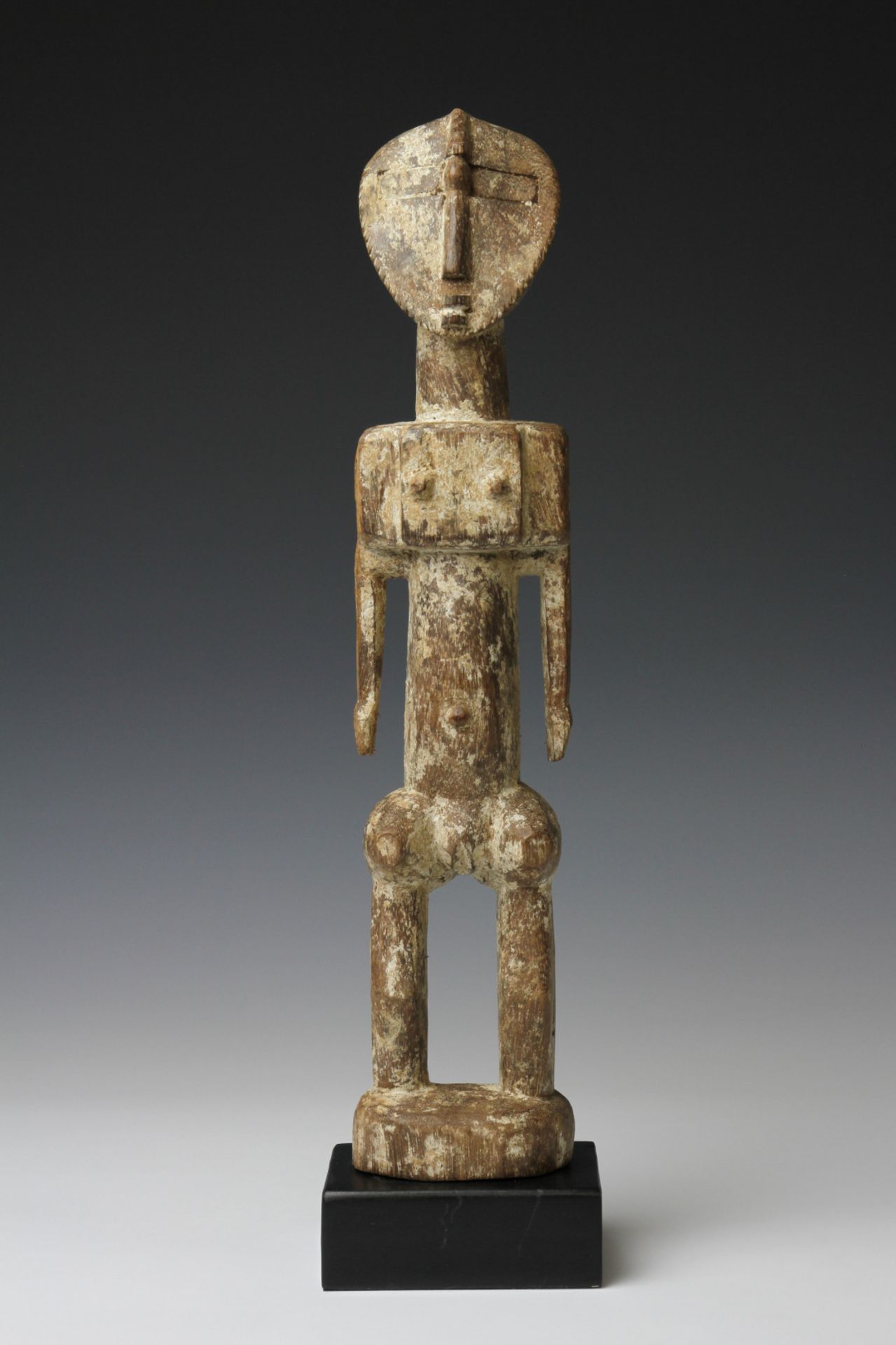 Togo, Ada, standing female figure