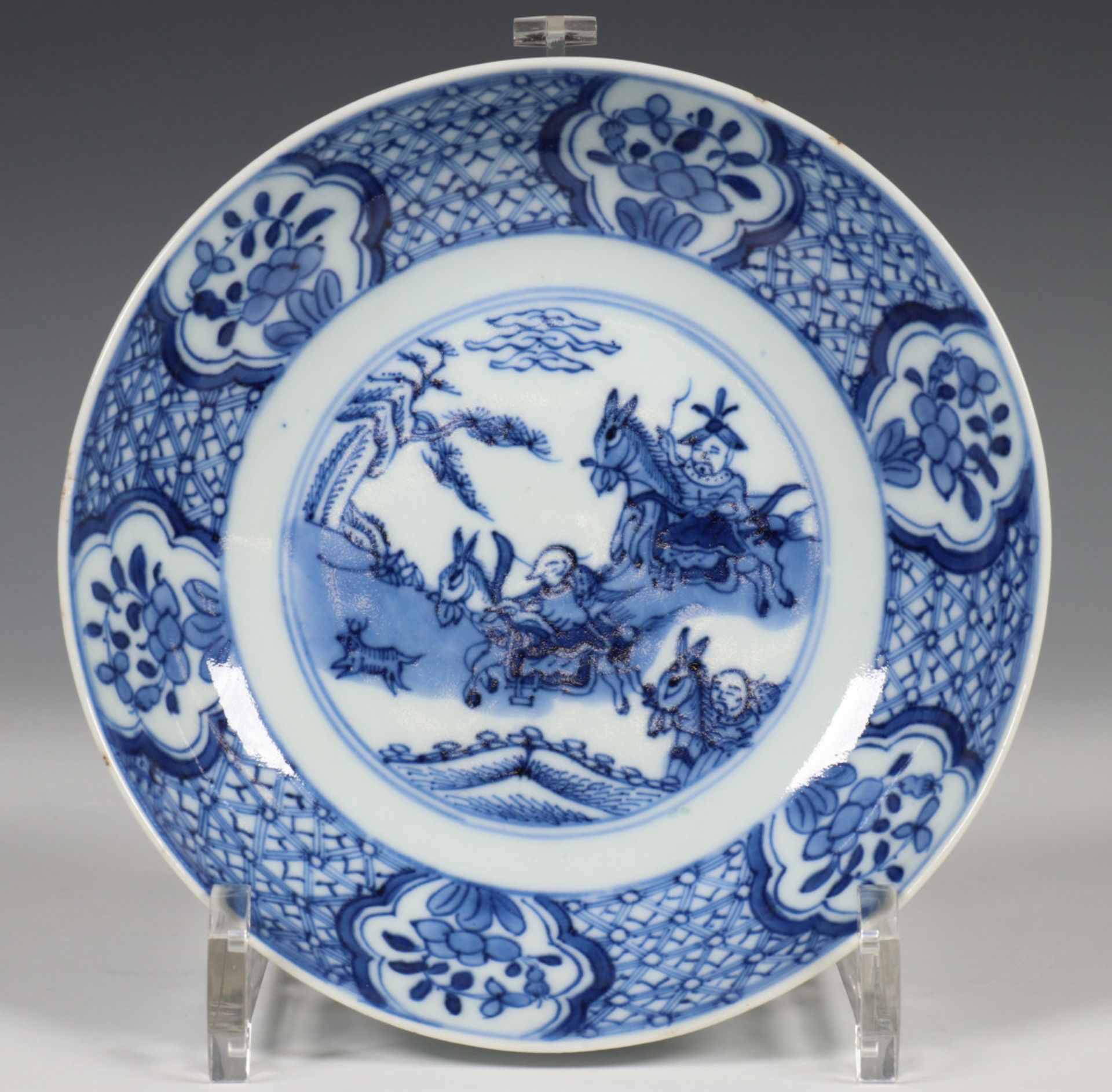 China, een blauw-wit porseleinen serviesgedeelte, laat Qing-dynastie, - Bild 8 aus 44
