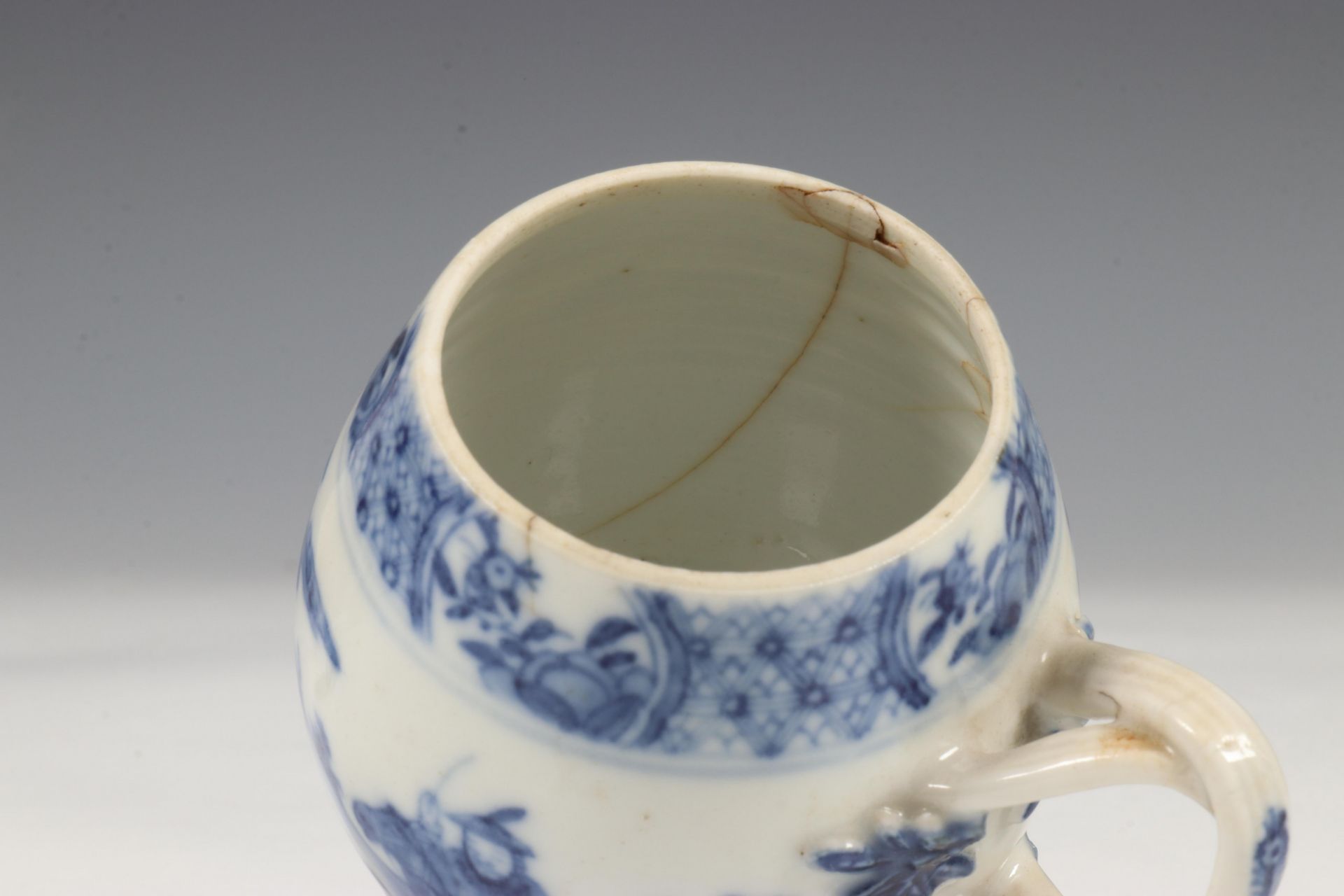 China, een blauw-wit porseleinen serviesgedeelte, laat Qing-dynastie, - Bild 14 aus 44
