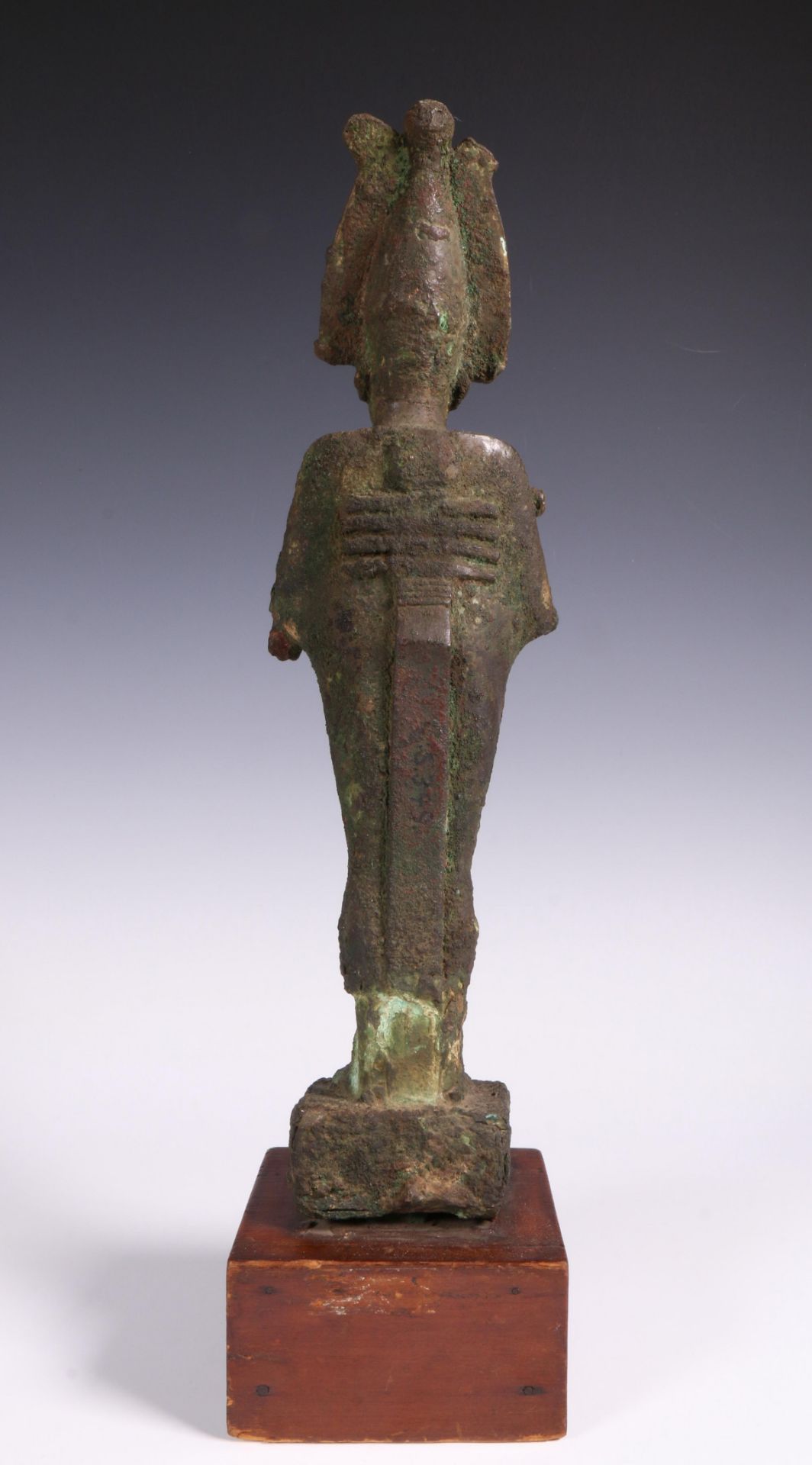Egypt, large standing bronze figure of Osiris, Late Period, - Image 2 of 5