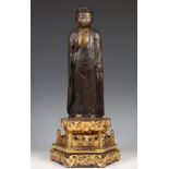 Japan, houten staande Boeddha, Edo periode, 19e eeuw,
