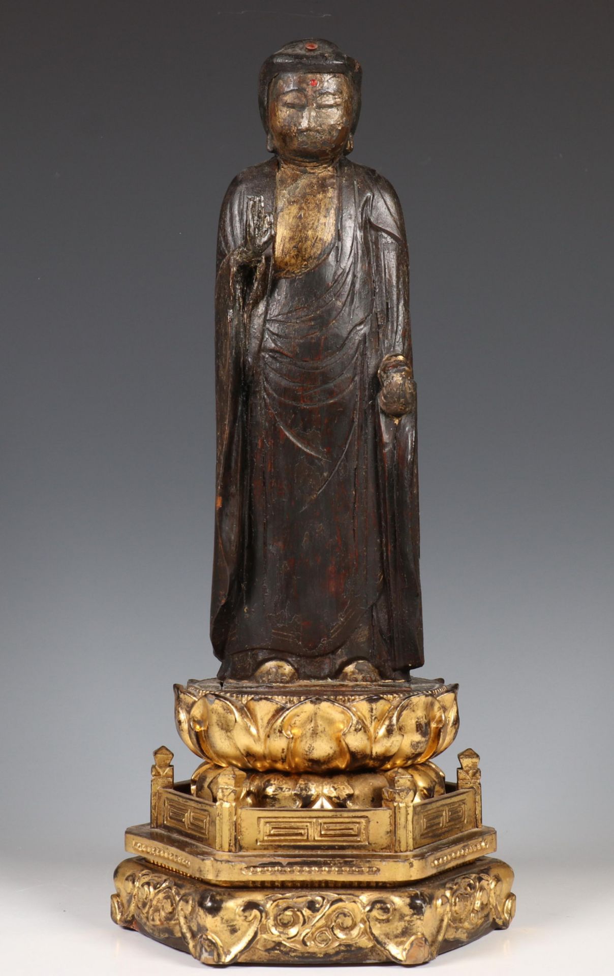 Japan, houten staande Boeddha, Edo periode, 19e eeuw,