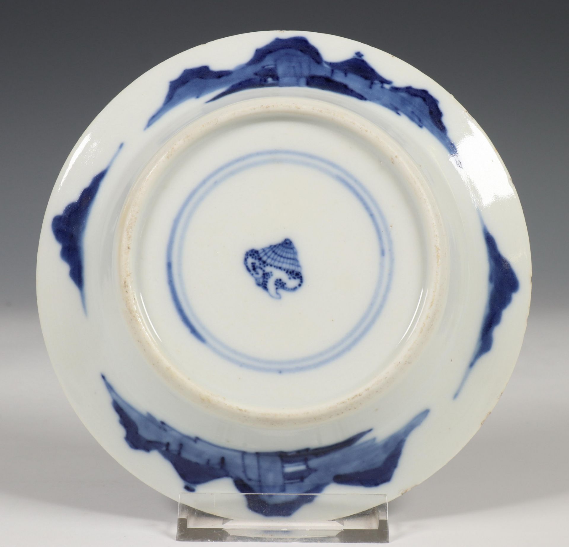 China, een blauw-wit porseleinen serviesgedeelte, laat Qing-dynastie, - Bild 30 aus 44