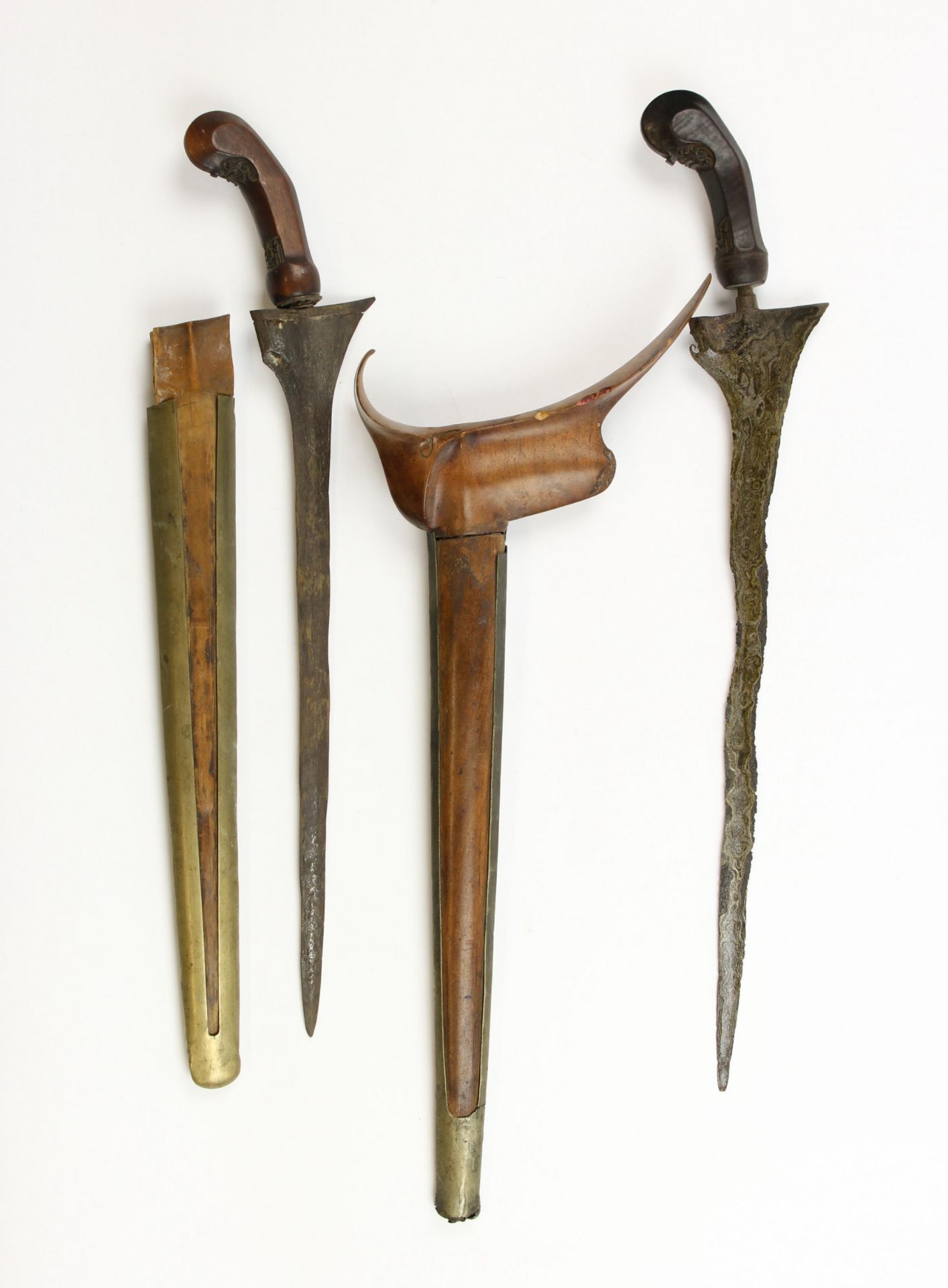 A collection of five Javanese keris, - Image 3 of 14