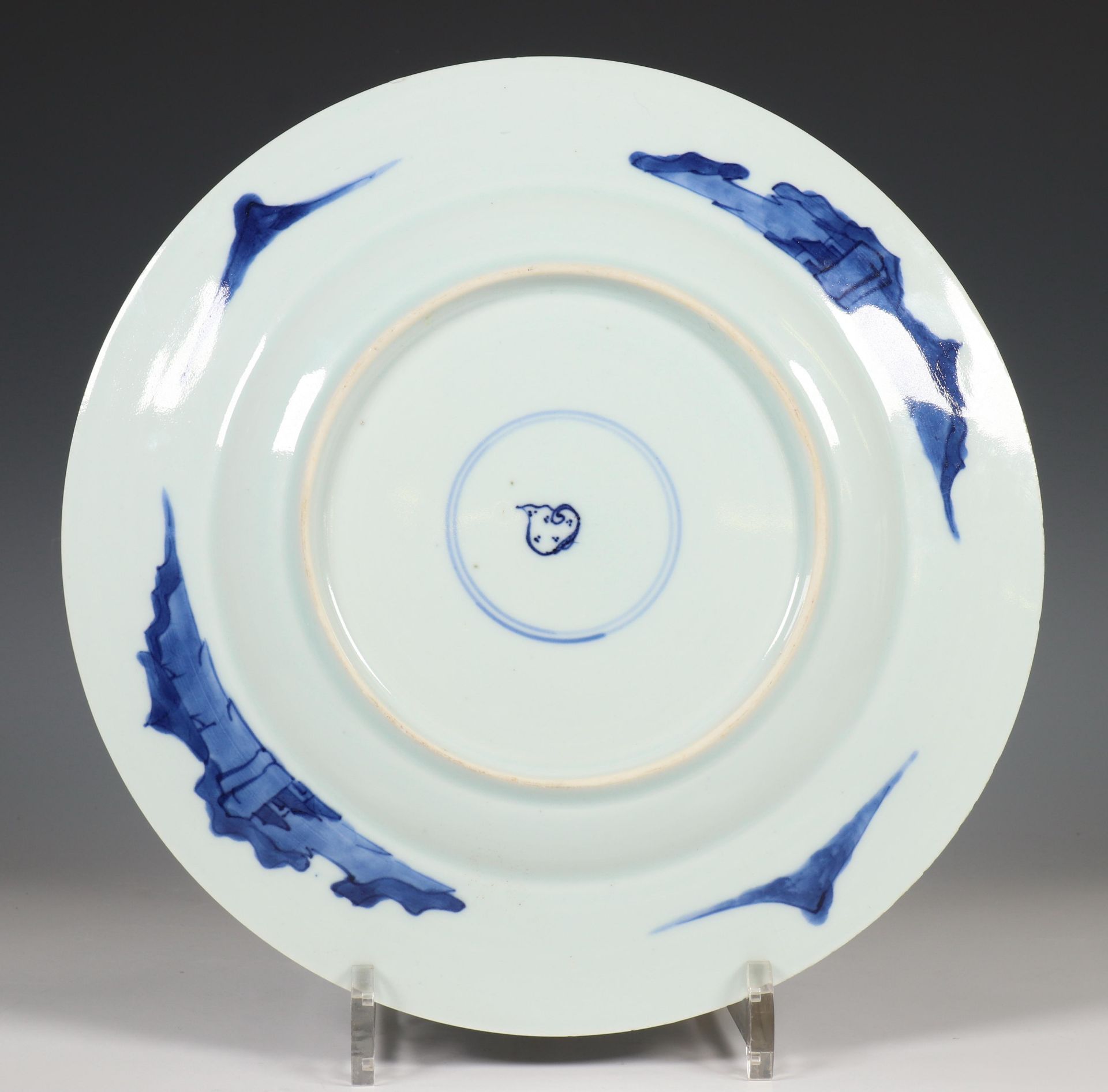 China, een blauw-wit porseleinen serviesgedeelte, laat Qing-dynastie, - Bild 37 aus 44