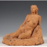 Terracotta sculptuur van een vrouwelijk naakt, 20e eeuw;