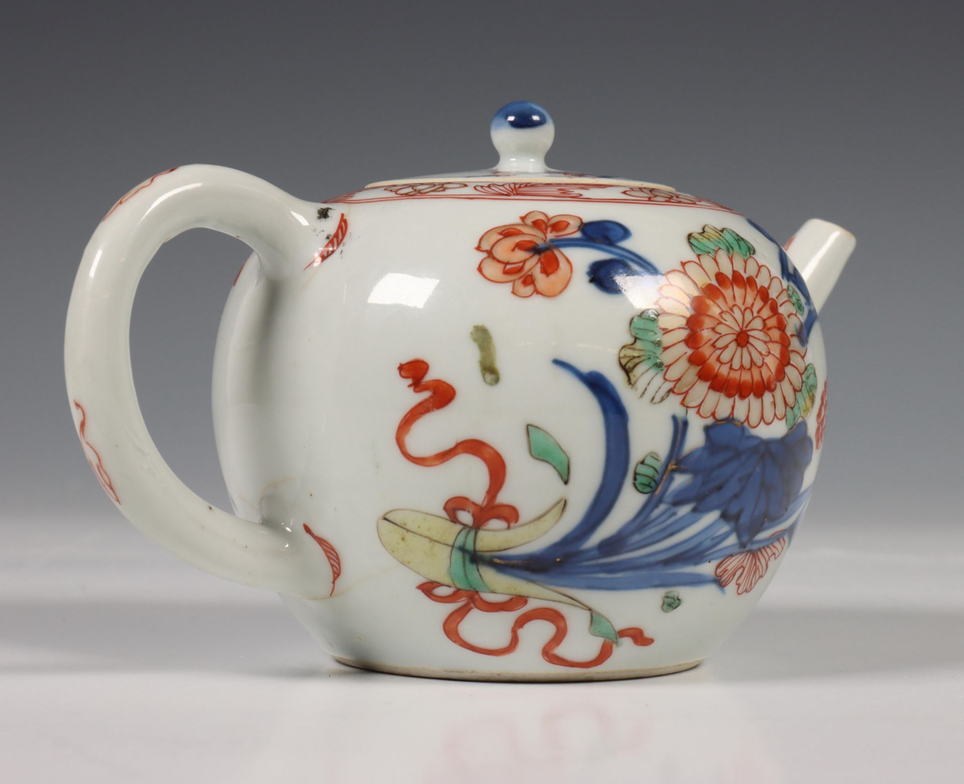 China, Imari trekpotje, 18e eeuw, - Image 6 of 16