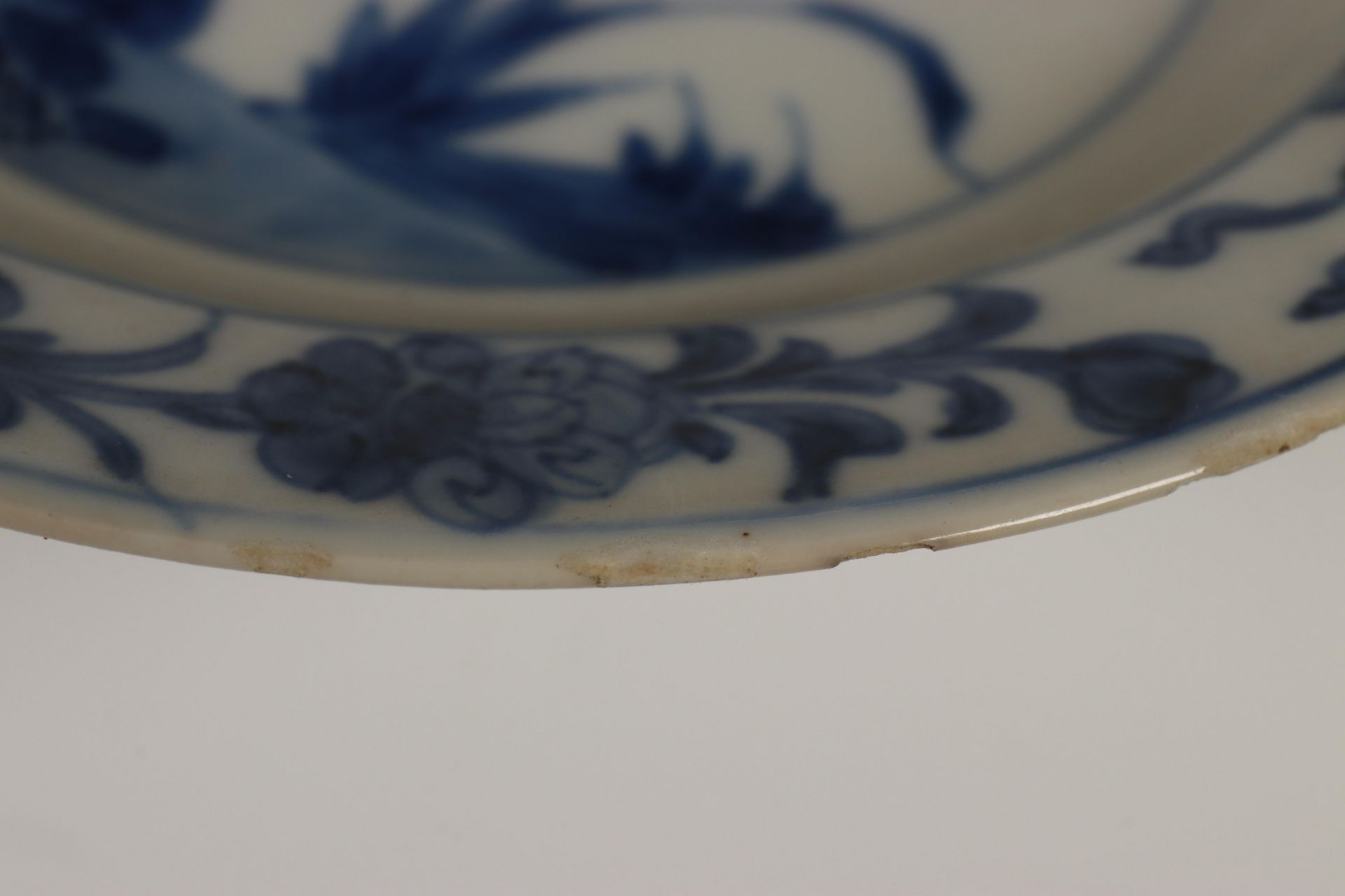 China, een set van twaalf blauw-wit porseleinen schoteltjes, Kangxi, - Image 6 of 16