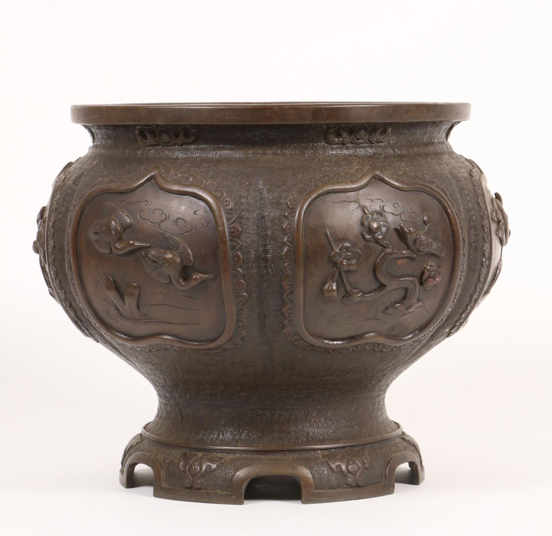Japan, bronzen cache-pot, ca. 1920 - Bild 4 aus 5