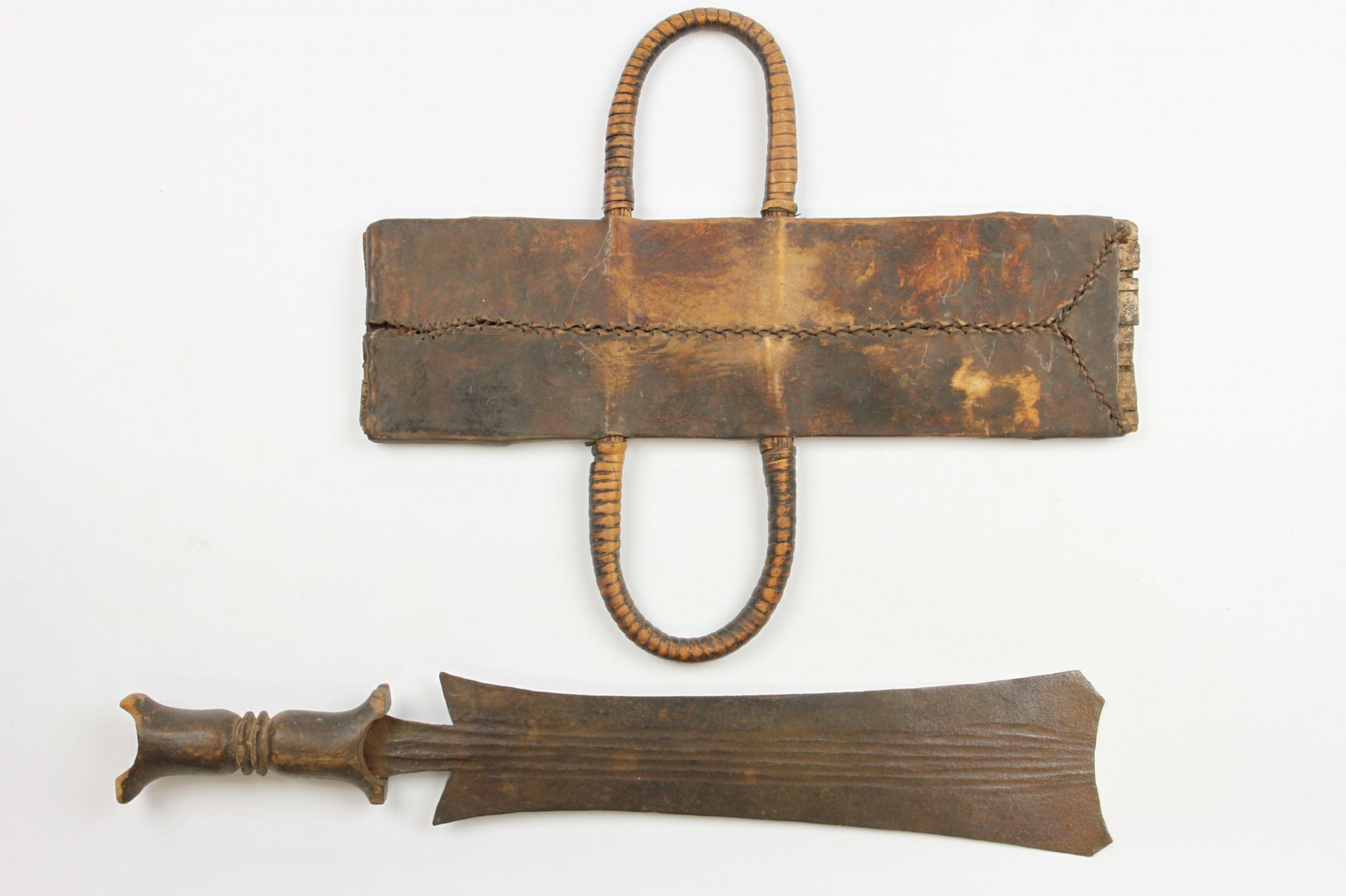 Three African weapons - Image 5 of 7