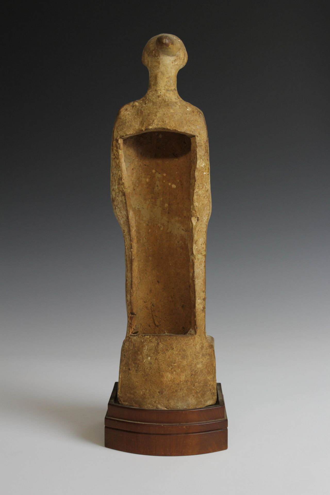 Greek terracotta standing female figure, Boetia, 5th century BC., - Bild 3 aus 7