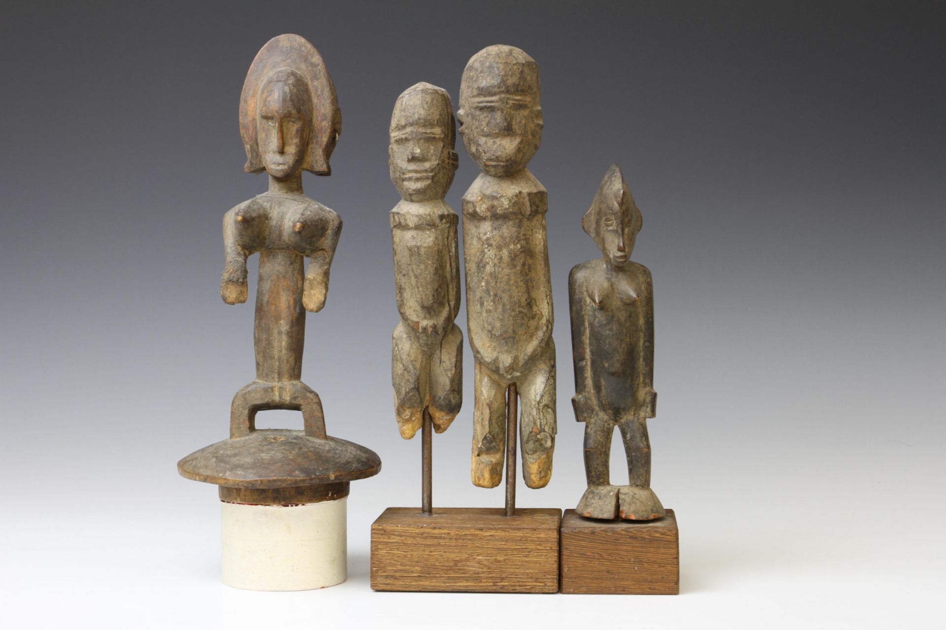 Five West African sculptures. - Image 2 of 6
