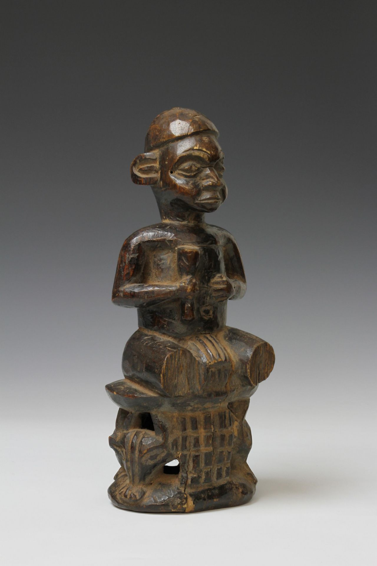 Cameroon, Grass lands, seated figure on a throne with buffalo heads - Image 3 of 5