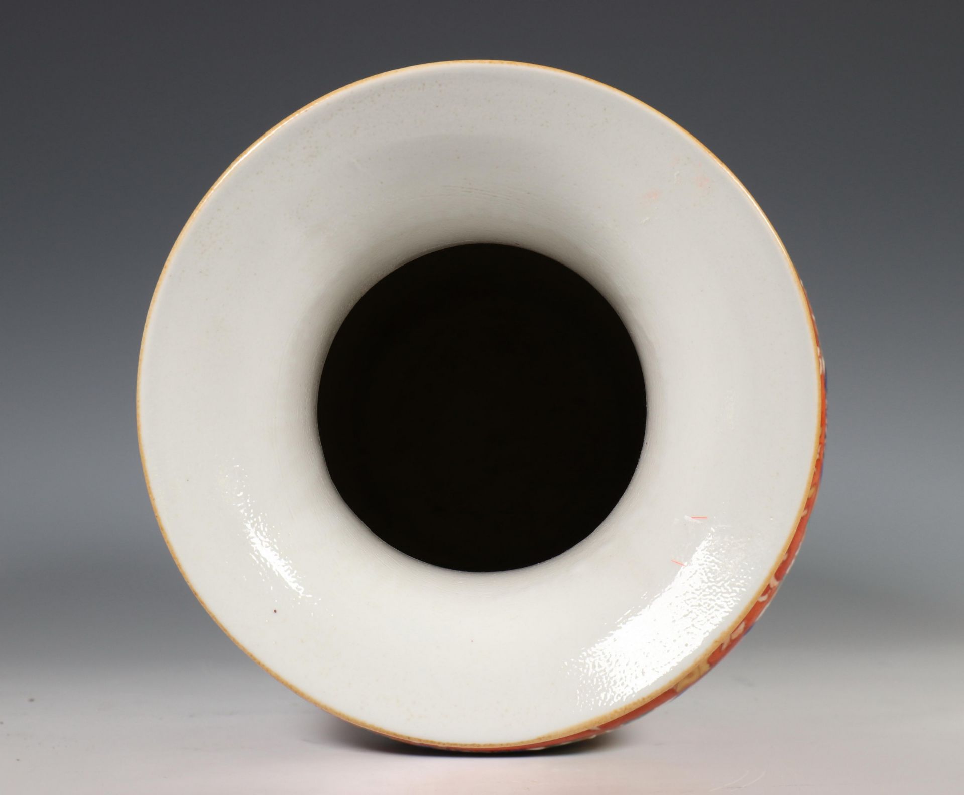 China, porseleinen vaas, 20e eeuw, - Image 5 of 5