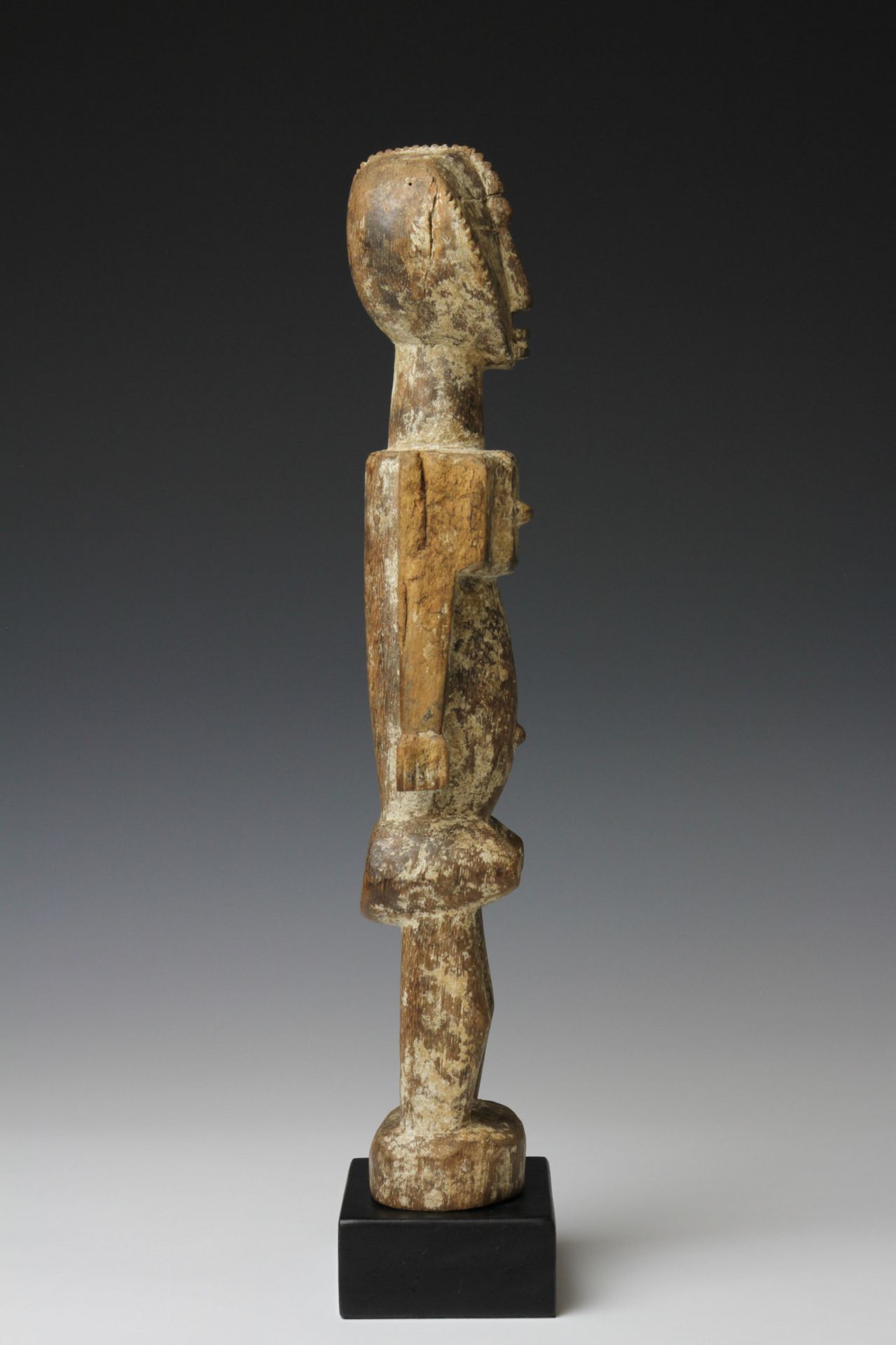 Togo, Ada, standing female figure - Image 7 of 7