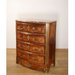 Rozenhouten commode in Regence-stijl, 19e eeuw.