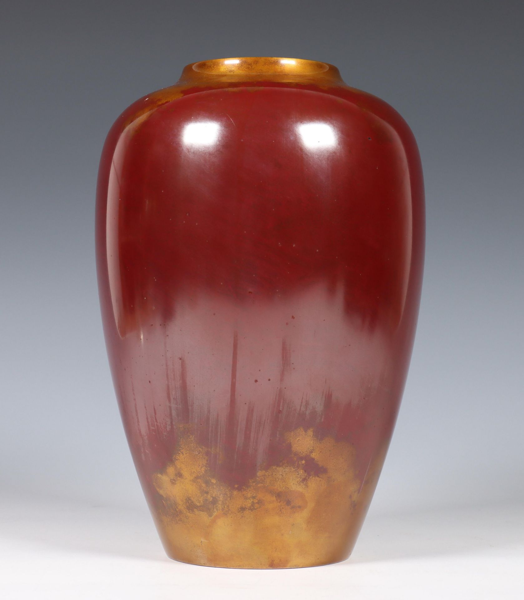 Japan, Kurisaki Tsugio (b. 1945), bronze vase with gold and red flambé patina, Showa period, - Image 7 of 7