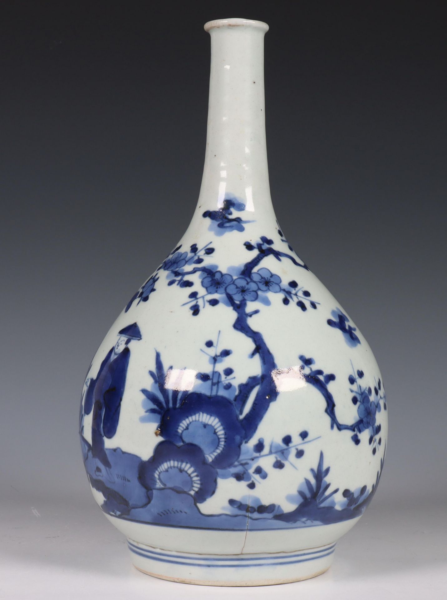 Japan, Arita blue and white porcelain bottle vase, Edo period, late 17th century, decorated with - Image 14 of 16