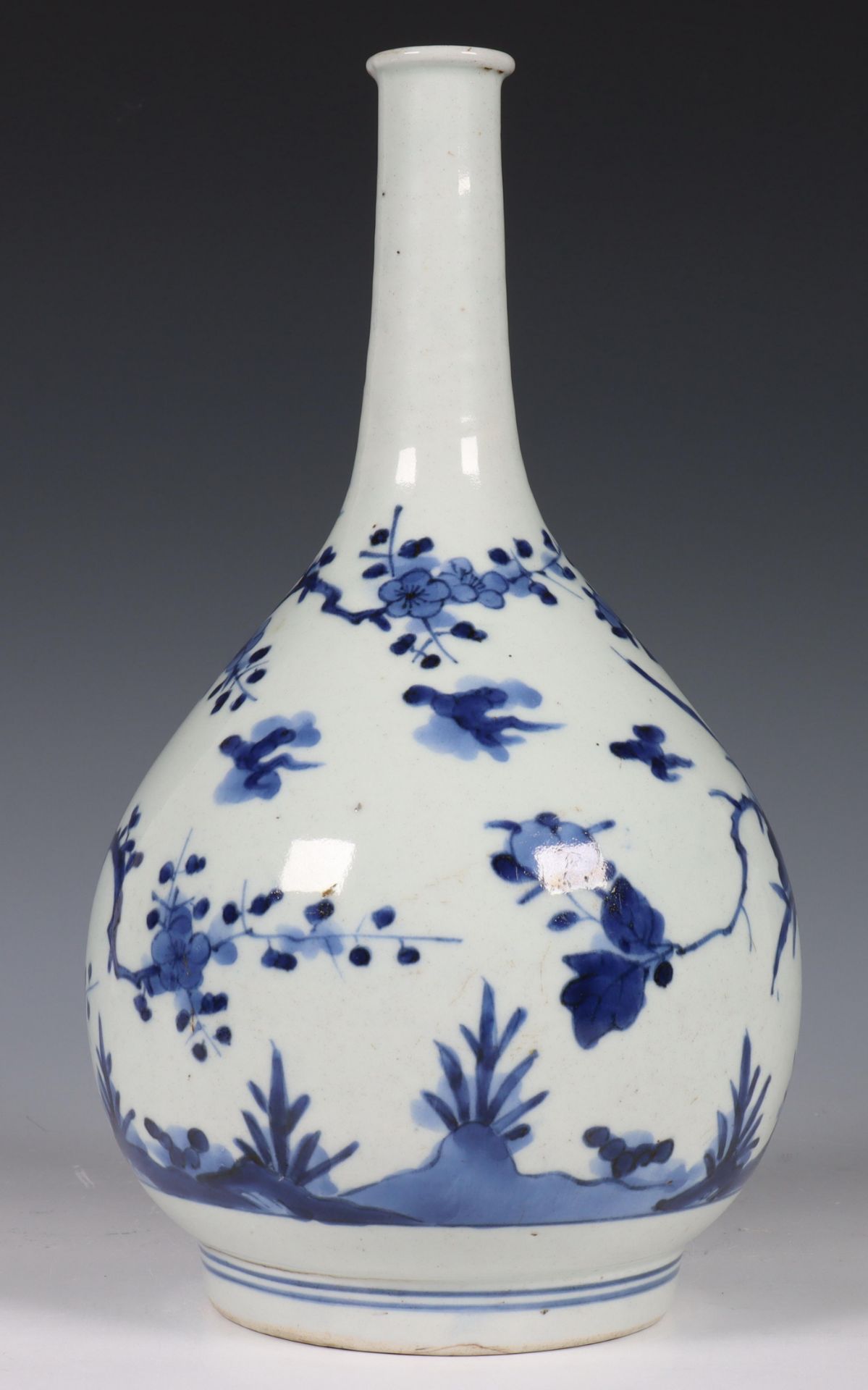 Japan, Arita blue and white porcelain bottle vase, Edo period, late 17th century, decorated with - Image 9 of 16