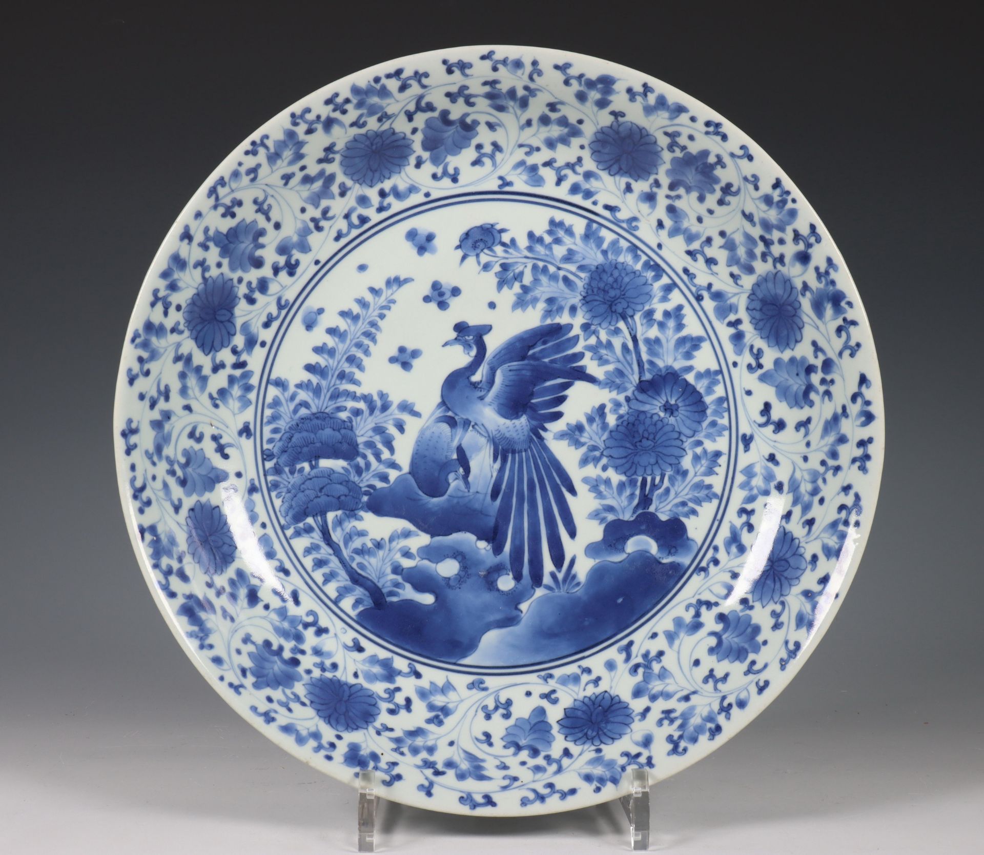 Japan, blue and white porcelain Kakiemon-style dish, Edo period, painted with two ho-o birds in a