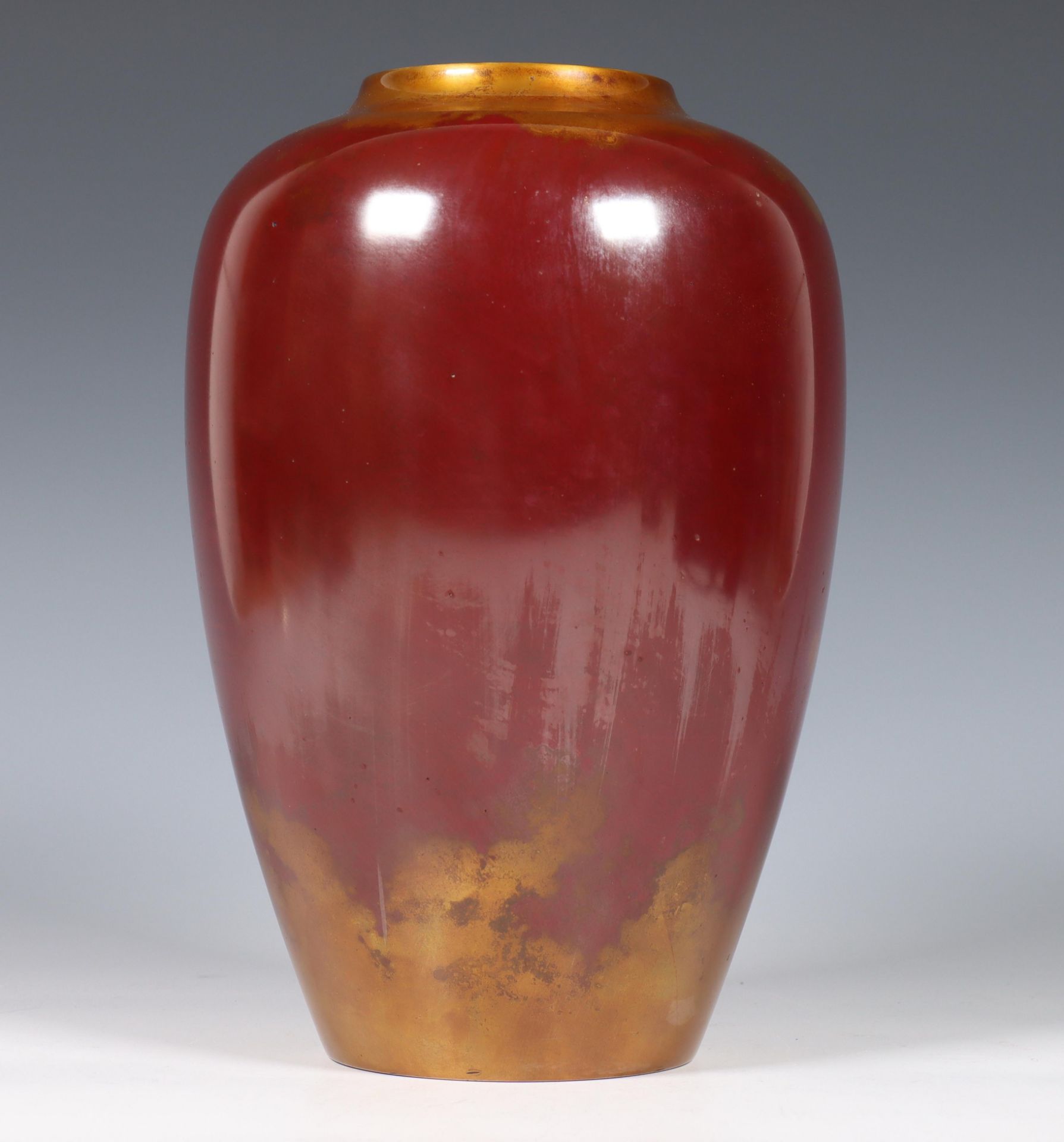 Japan, Kurisaki Tsugio (b. 1945), bronze vase with gold and red flambé patina, Showa period, - Image 2 of 7