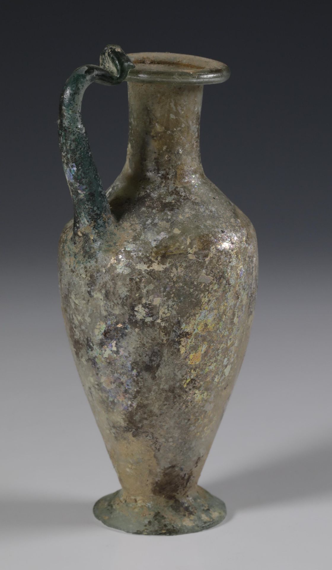 A fine Roman glass flacon, ca. 3rd-4th century - Image 2 of 7