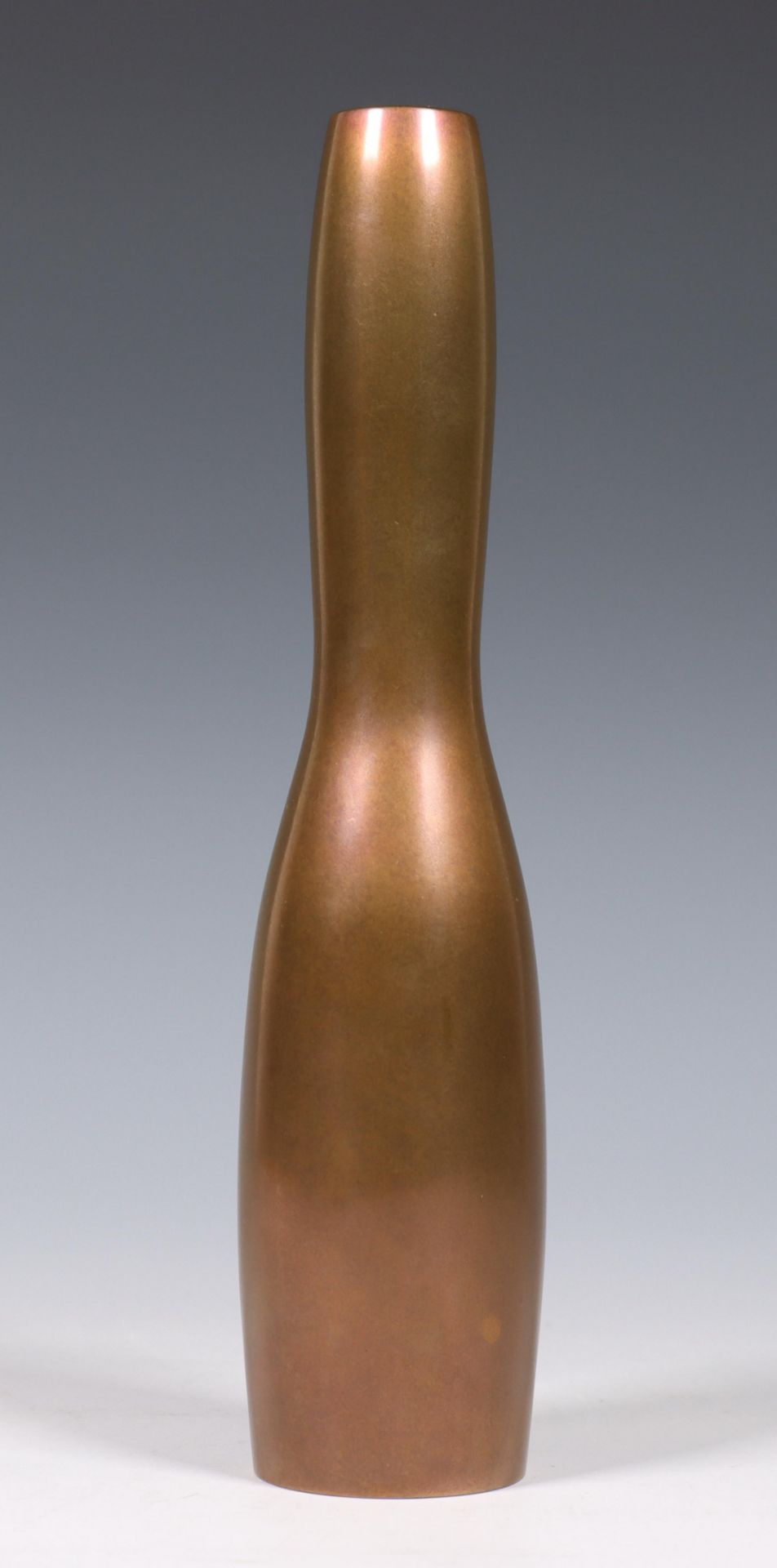 Japan, Suga Shoun (1898 –1967), gold-patinated bronze torch-shaped vase, signed to the base,