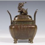 China, bronzen wierookbrander, 19e/20e eeuw,