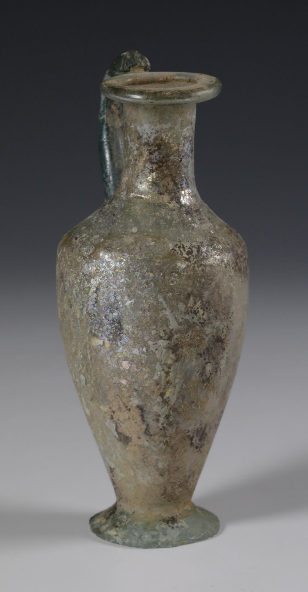 A fine Roman glass flacon, ca. 3rd-4th century - Image 4 of 7