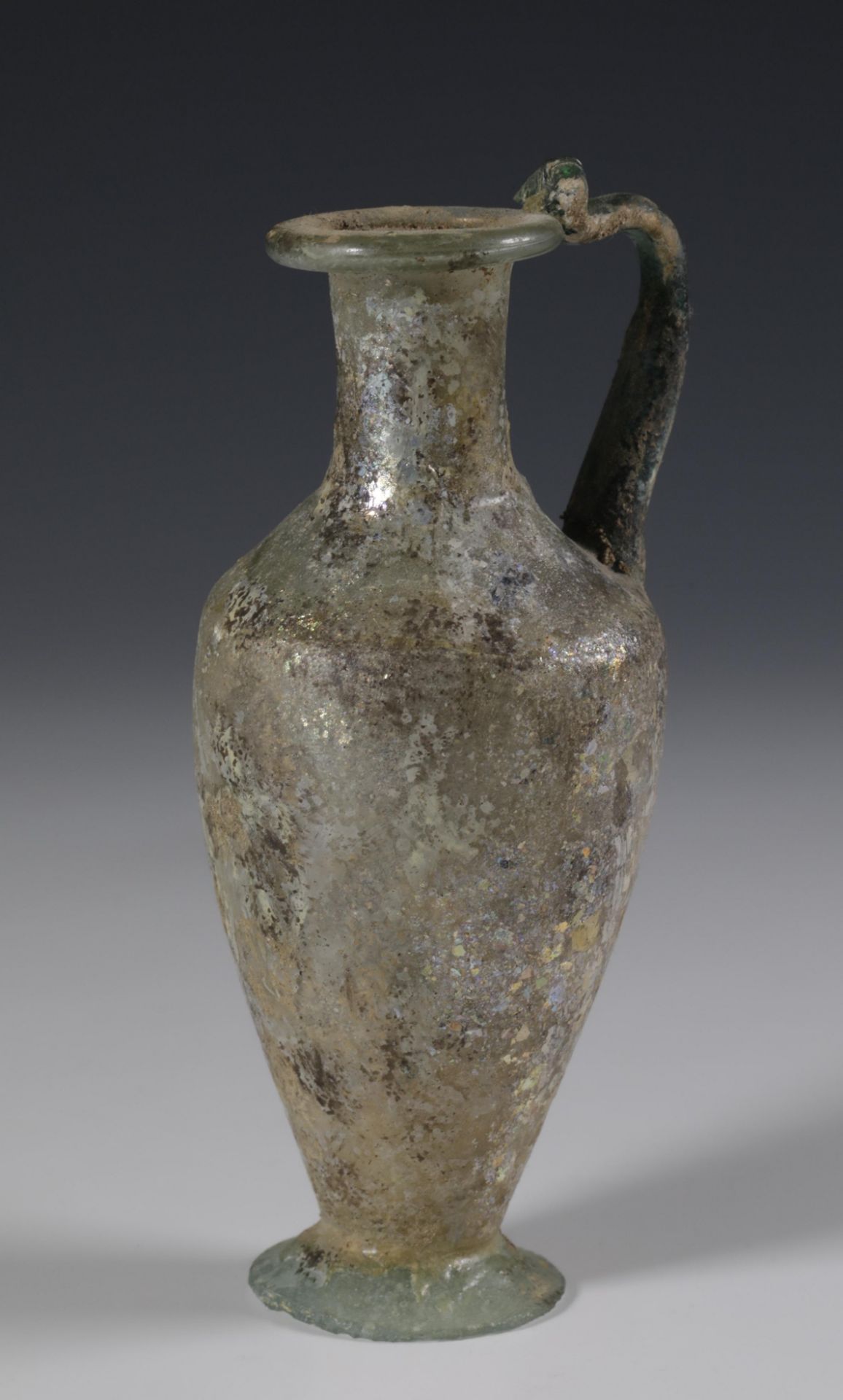 A fine Roman glass flacon, ca. 3rd-4th century
