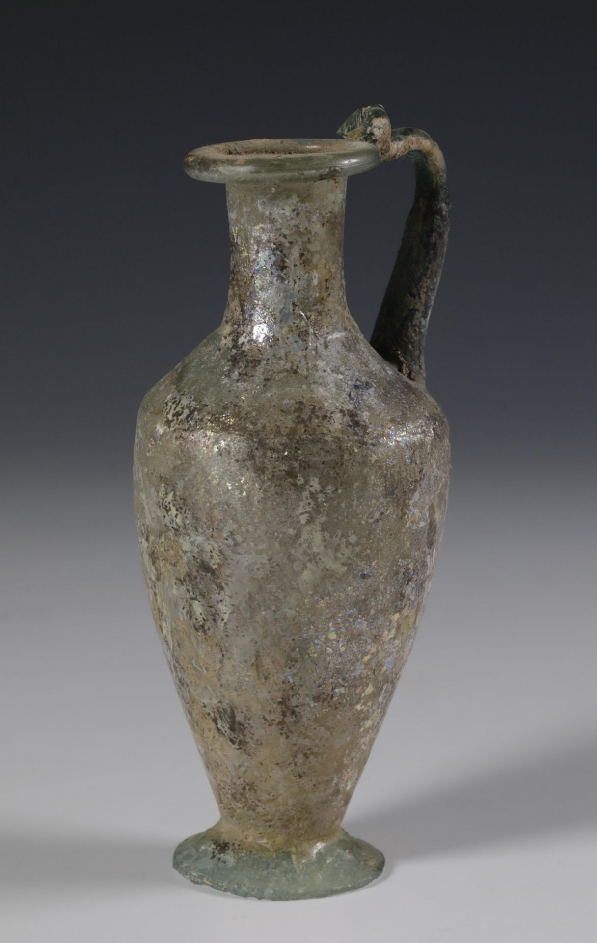 A fine Roman glass flacon, ca. 3rd-4th century - Image 5 of 7