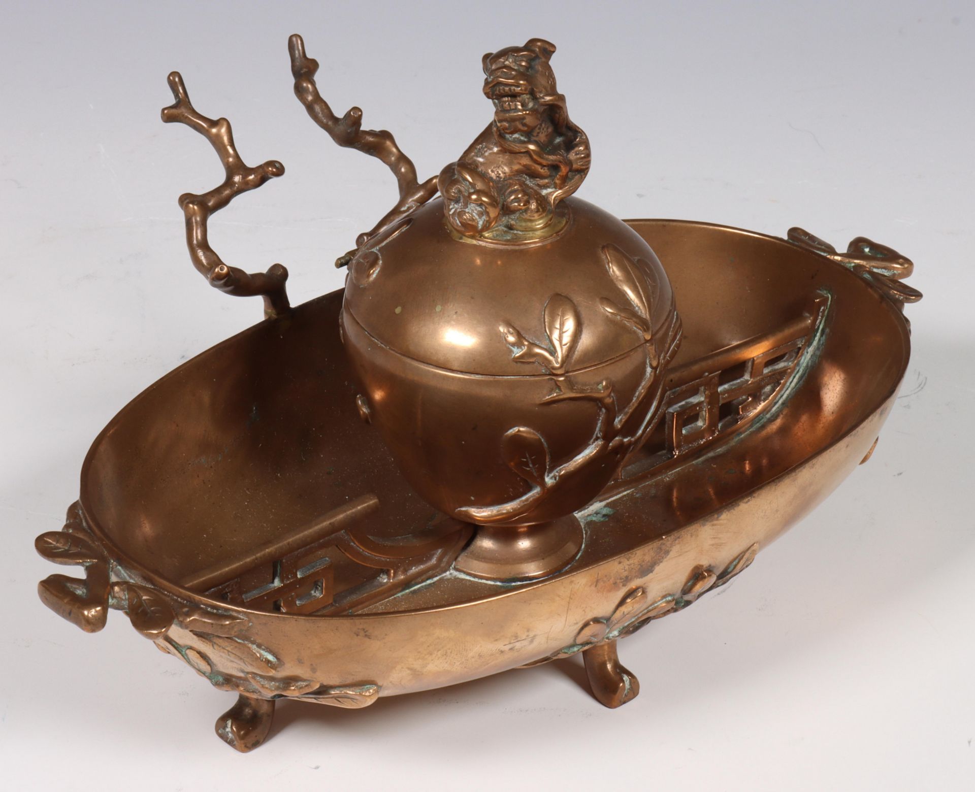 China, bronze censer and cover and copper alloy inkset, 20th century, the censer modelled with - Image 5 of 7