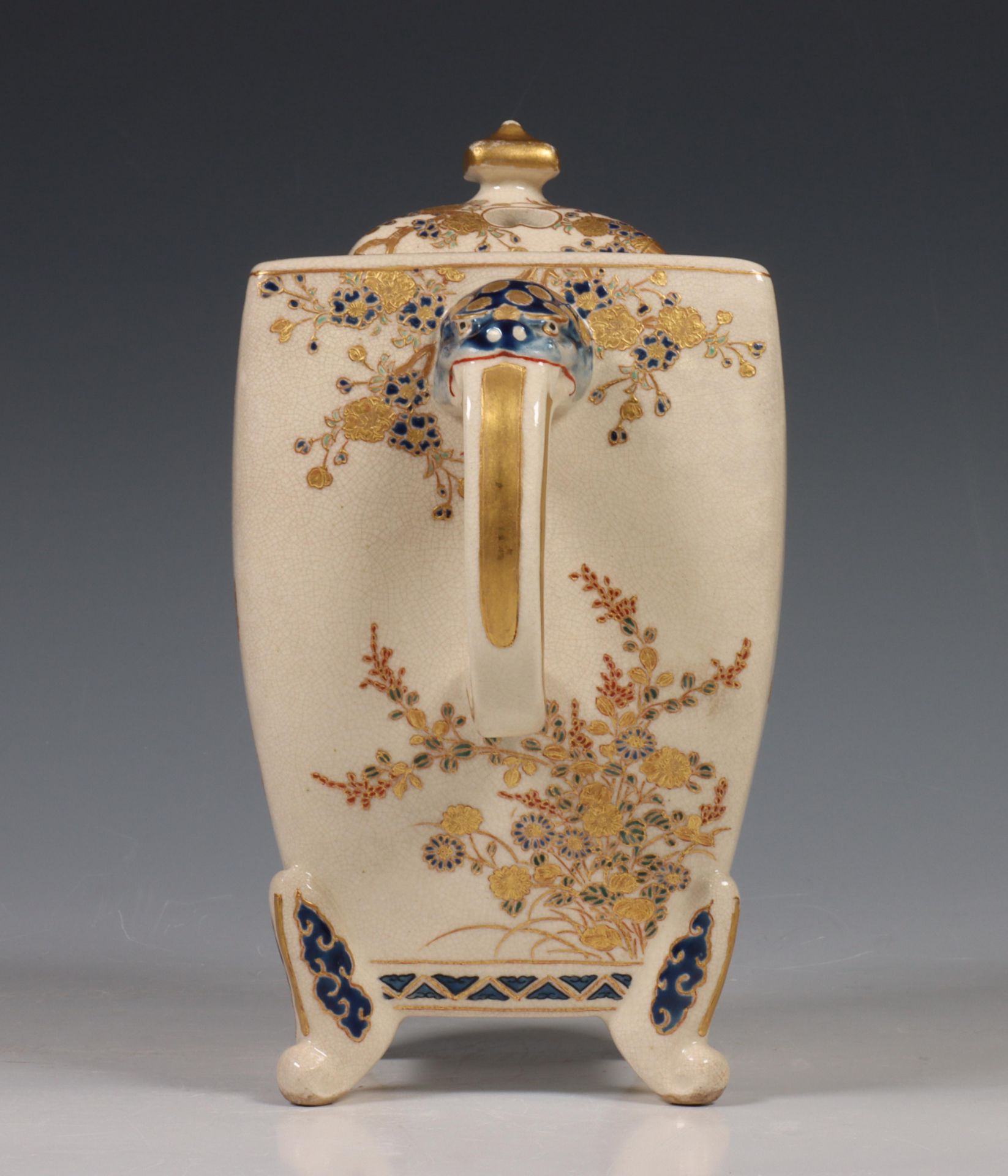 Japan, Satsuma porcelain censer, 19th/20th century, rectangular, raised on four feet and with two - Image 10 of 11