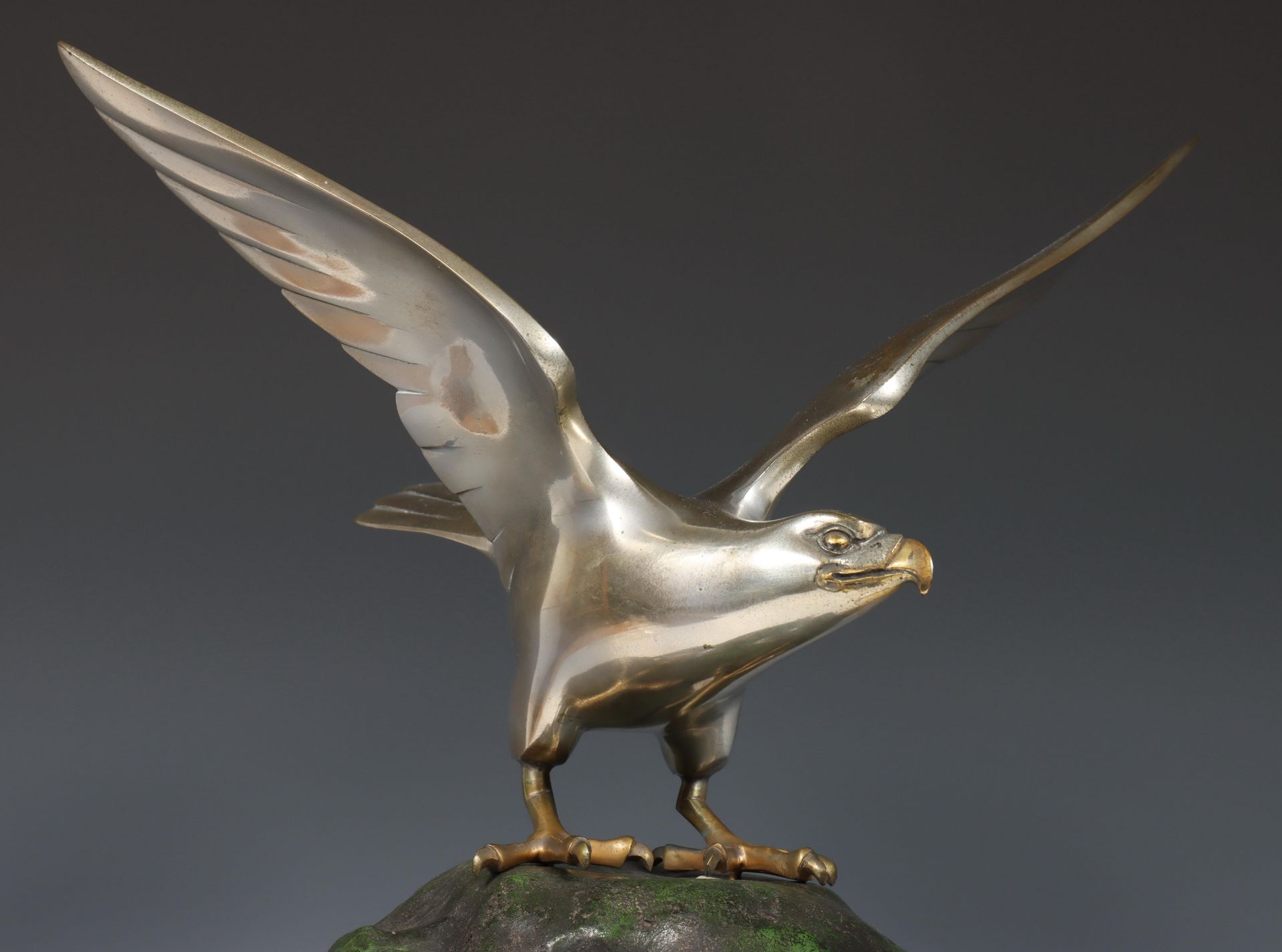 Japan, metal okimono of a silver-coloured hawk on green-patinated rockwork, signed to hawk - Image 5 of 5