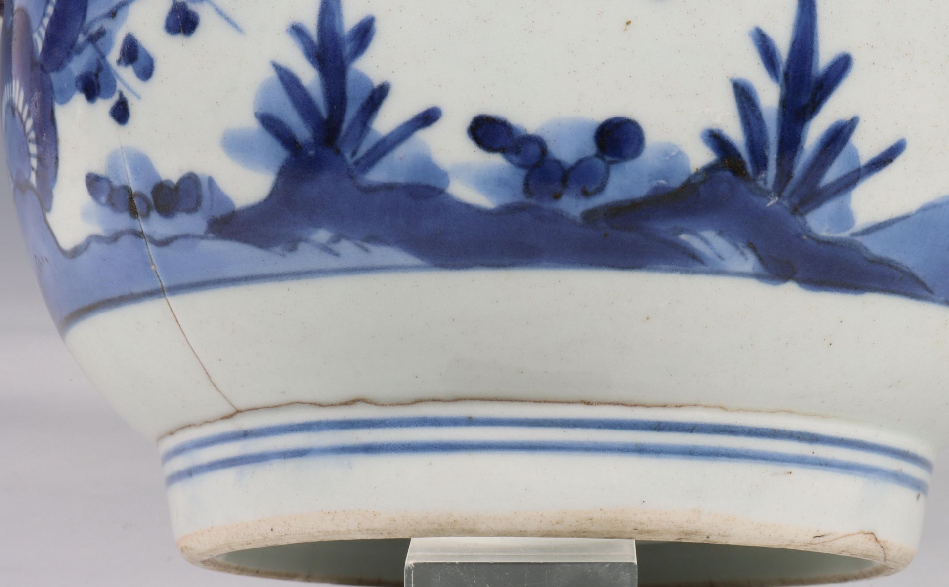 Japan, Arita blue and white porcelain bottle vase, Edo period, late 17th century, decorated with - Image 10 of 16