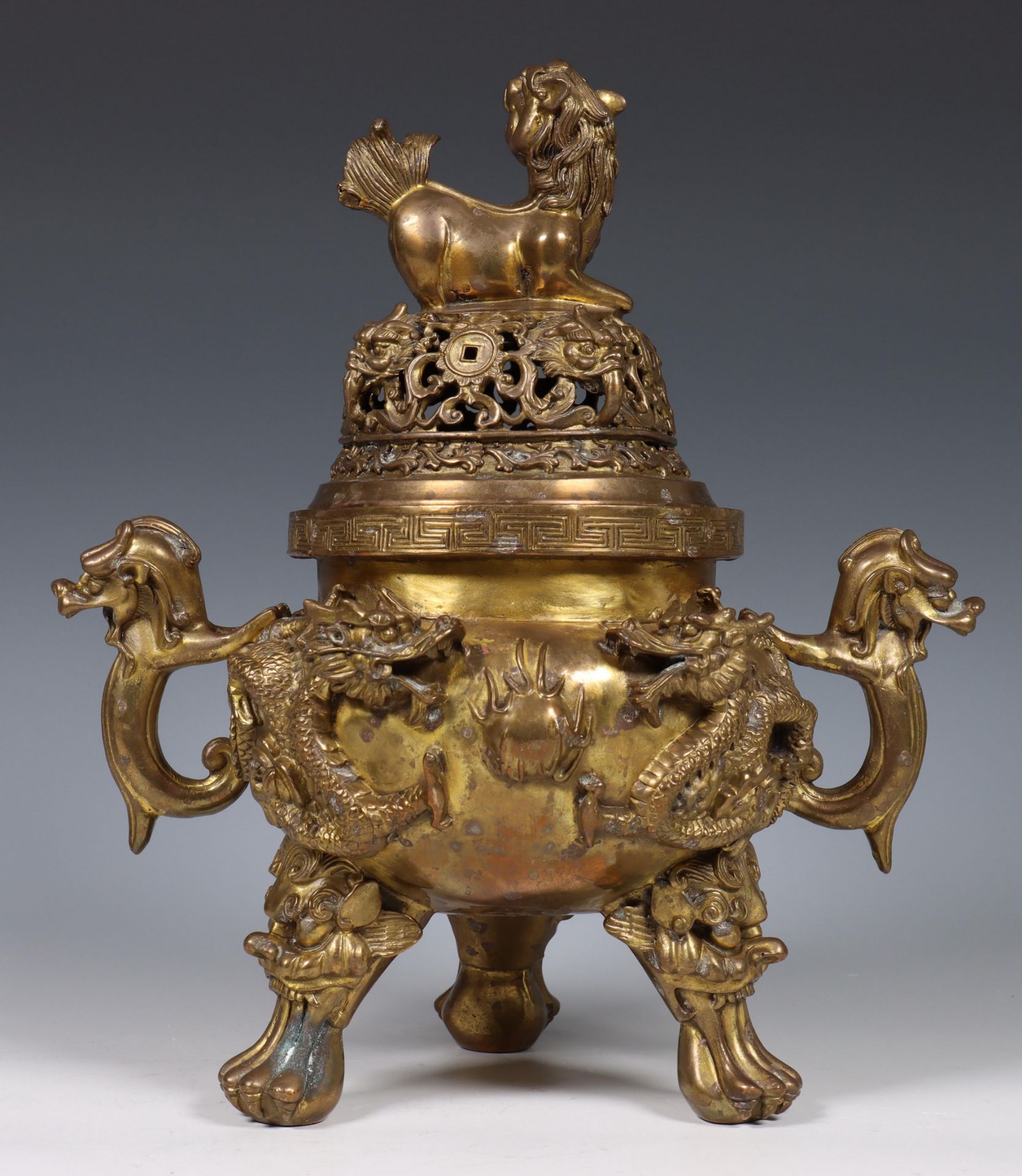 China, bronze censer and cover and copper alloy inkset, 20th century, the censer modelled with - Image 2 of 7