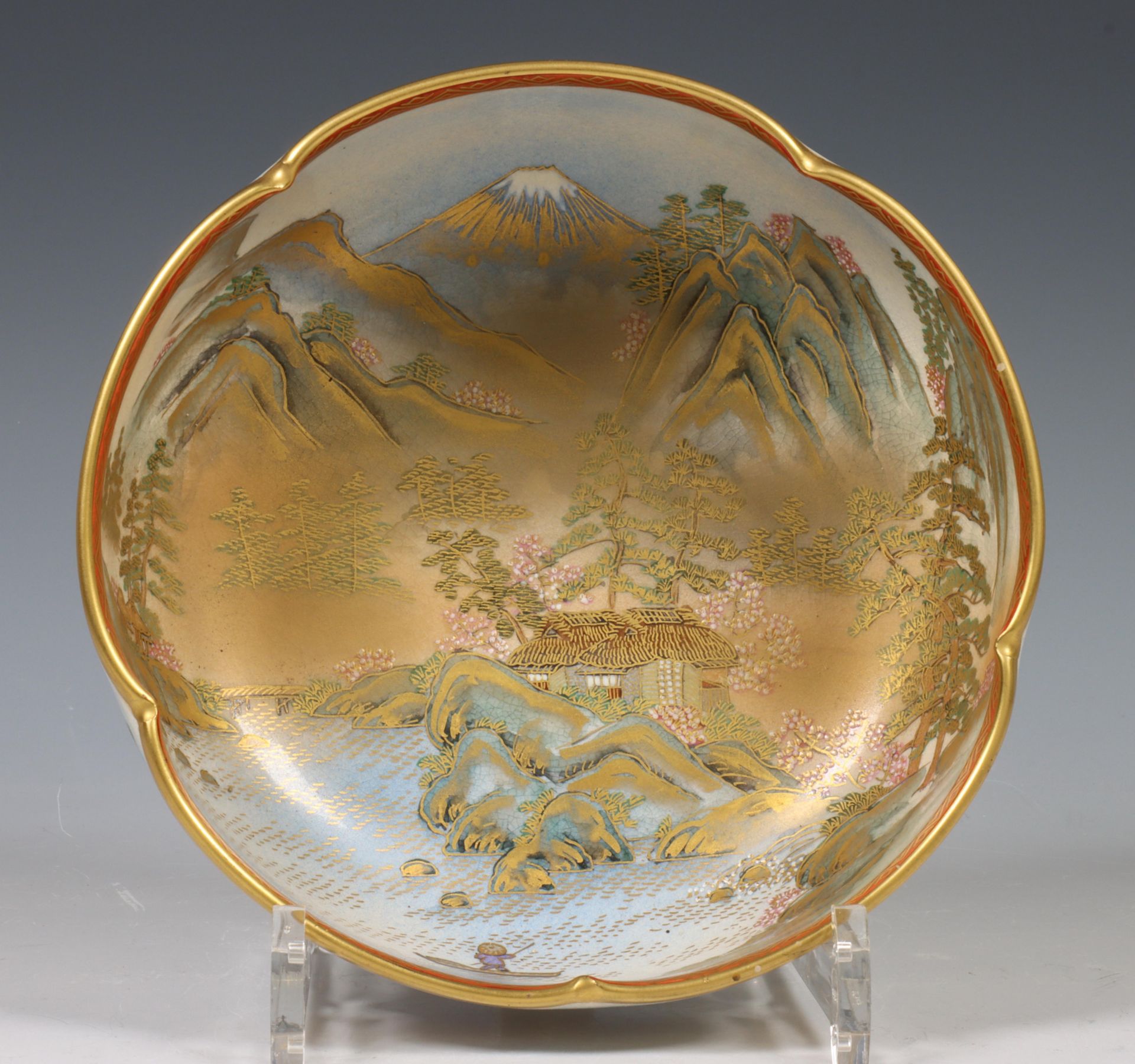 Japan, Satsuma porcelain bowl, 20th century, decorated to the interior with pavilion with mount Fuji - Image 5 of 8