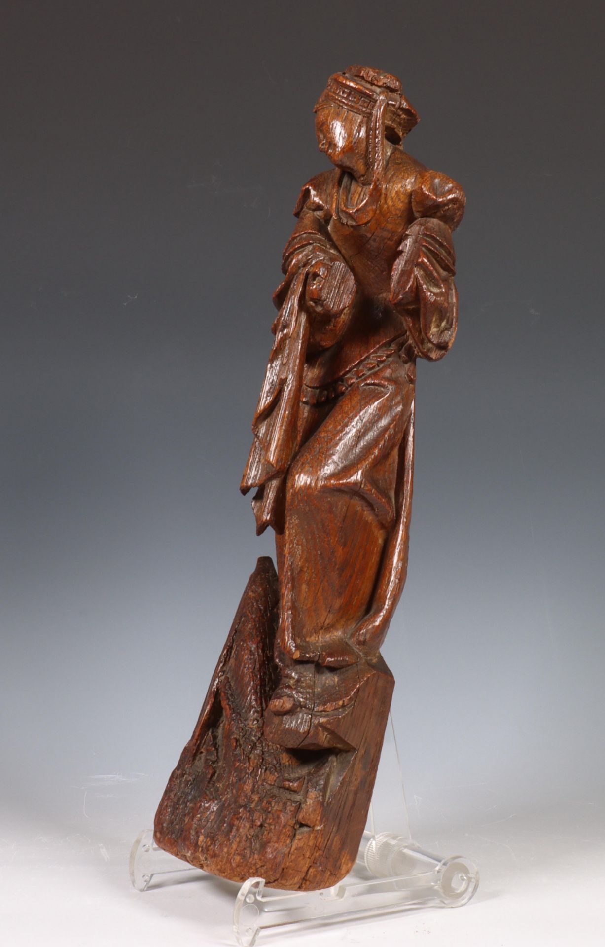Vlaanderen, eikenhouten sculptuur voorstellende wenende vrouw, 16e / 17e eeuw. - Bild 4 aus 4