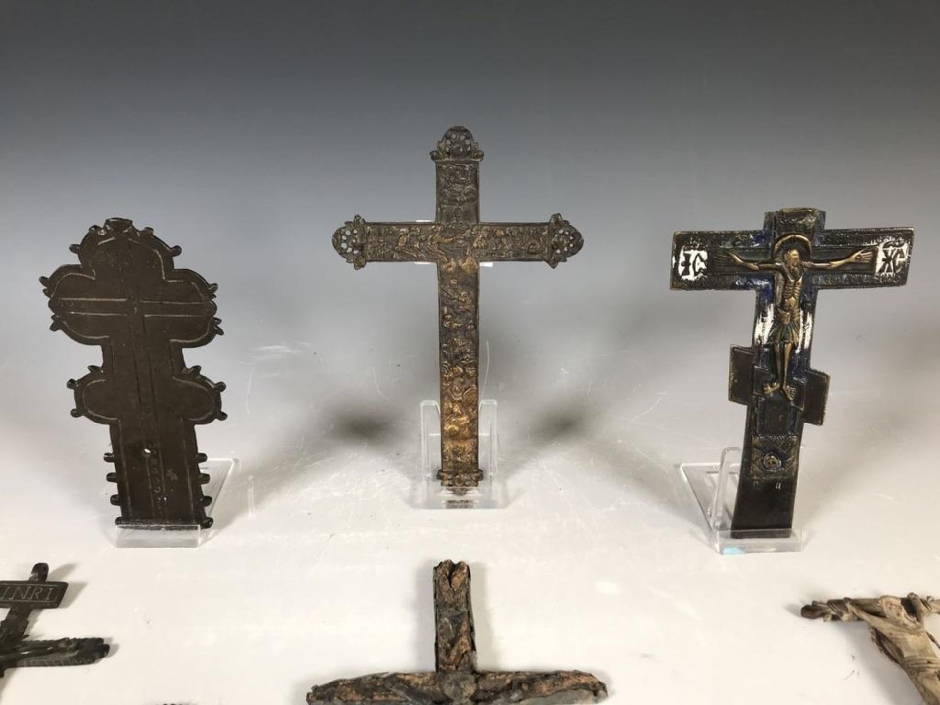 Diverse antiek crucifixen - Bild 3 aus 3