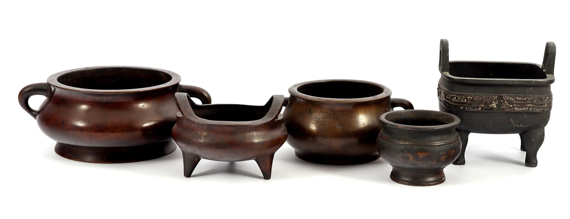 5 Chinese incense burners