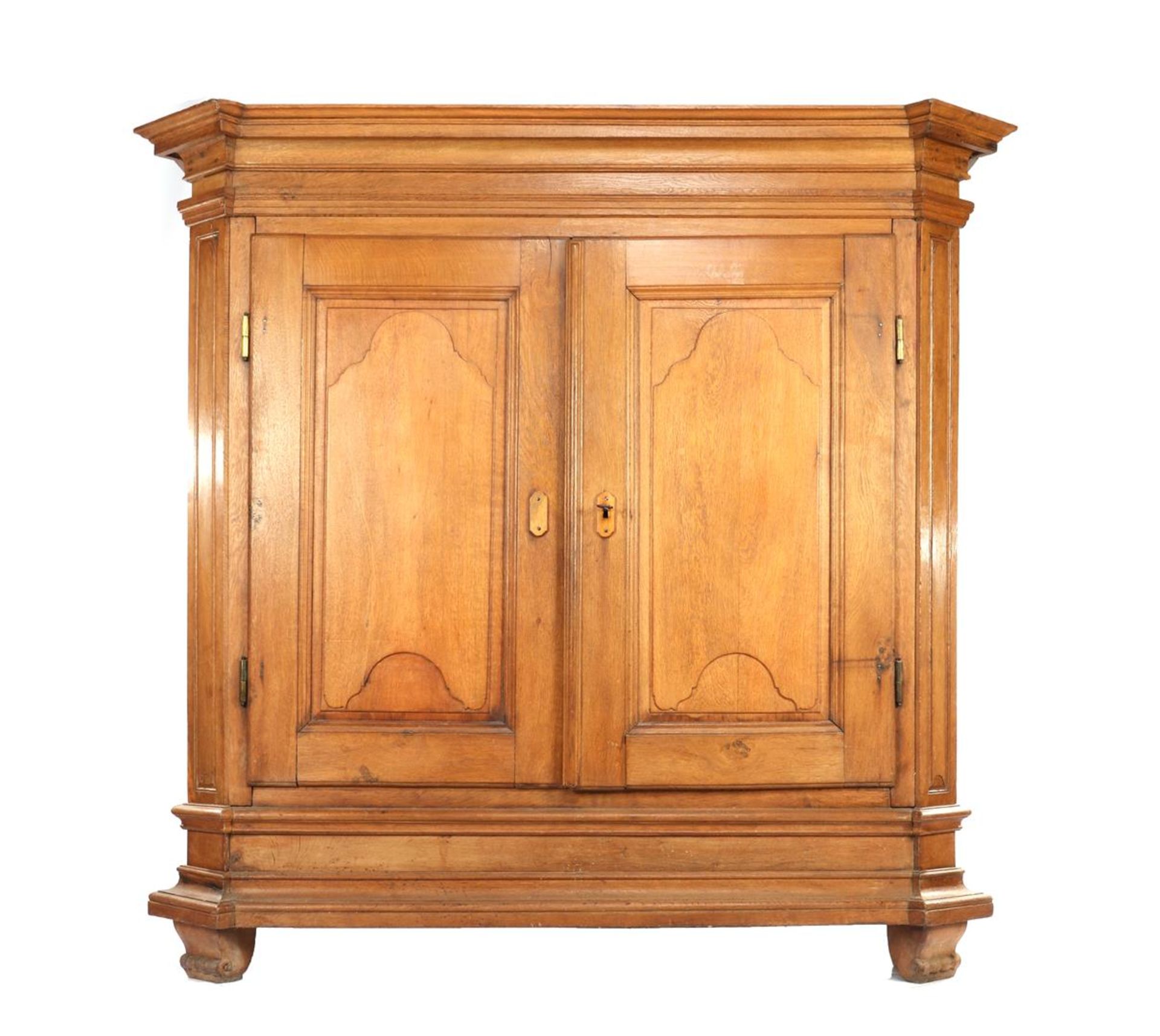 Demountable solid oak 2-door cabinet